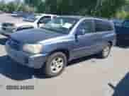 2002 Toyota Highlander with VIN JTEGD21A920041599, listed as a IAAI auction lot 42453160 with 215,398 mi miles and . Bid and sale history available at DreamBid. Image 2.