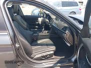 ✅ 2015 BMW 3 Series 328i • VIN: WBA3A5C57FF610544 • Lot: 42978570. Wystawiony na IAAI z przebiegiem 123 942 mil. Bezpłatny archiwum sprzedaży aukcyjnych z USA i szczegółowy raport historii pojazdu na DreamBid. Zdjęcie 5.