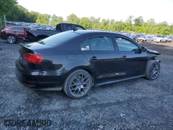 ✅ 2015 Volkswagen Jetta GLI SEL • VIN: 3VW5T7AJ3FM230650 • Lot: 60147505. Wystawiony na Copart z przebiegiem 136 786 mil. Bezpłatny archiwum sprzedaży aukcyjnych z USA i szczegółowy raport historii pojazdu na DreamBid. Zdjęcie 3.