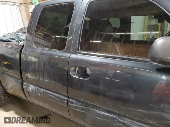 ✅ 2003 Chevrolet Silverado 1500 LT • VIN: 1GCEK19T93E153521 • Лот: 91721705. Опубликован ранее на Copart с пробегом Не указан. Бесплатный доступ к архиву аукционных продаж из США и подробный отчёт об истории автомобиля на DreamBid. Изображение 10.