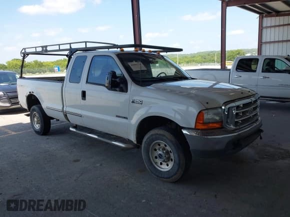 ✅ 1999 Ford F-250 XL • VIN: 1FTNX21F8XEB63329 • Lot: 42805130. Listed on IAAI with 351,775 mi. Free auction sales archive from the USA and detailed vehicle history report at DreamBid. Image 1.