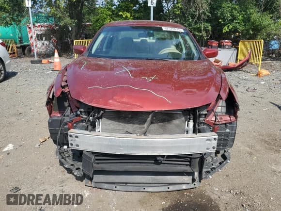 ✅ 2016 Nissan Altima S • VIN: 1N4AL3AP8GC126243 • Lot: 62570075. Listed on Copart with 85,049 mi. Free auction sales archive from the USA and detailed vehicle history report at DreamBid. Image 5.