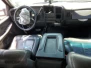 ✅ 2002 Chevrolet Silverado 2500HD LS • VIN: 1GCHK23102F182568 • Lot: 71719394. Listed on Copart with Not provided. Free auction sales archive from the USA and detailed vehicle history report at DreamBid. Image 8.