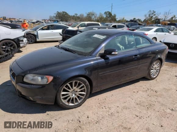✅ 2008 Volvo C70 • VIN: YV1MC67228J054127 • Лот: 73768464. Опубликован ранее на Copart с пробегом Не указан. Бесплатный доступ к архиву аукционных продаж из США и подробный отчёт об истории автомобиля на DreamBid. Изображение 1.
