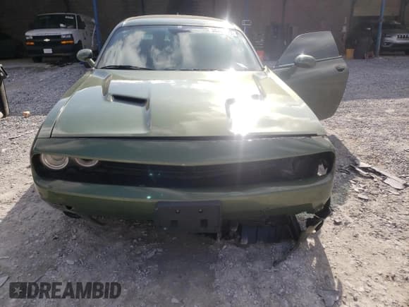 ✅ 2018 Dodge Challenger SXT Plus • VIN: 2C3CDZAG7JH334013 • Lot: 38405823. Wystawiony na Copart z przebiegiem 83 575 mil. Bezpłatny archiwum sprzedaży aukcyjnych z USA i szczegółowy raport historii pojazdu na DreamBid. Zdjęcie 5.