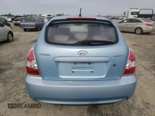 ✅ 2010 Hyundai Accent GS • VIN: KMHCM3AC7AU186010 • Лот: 46827205. Опубликован ранее на Copart с пробегом 59 526 миль. Бесплатный доступ к архиву аукционных продаж из США и подробный отчёт об истории автомобиля на DreamBid. Изображение 6.
