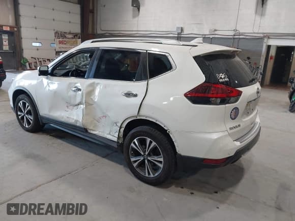 ✅ 2019 Nissan Rogue S • VIN: JN8AT2MV1KW381830 • Lot: 43157499. Listed on IAAI with 68,453 mi. Free auction sales archive from the USA and detailed vehicle history report at DreamBid. Image 3.