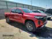 2024 Chevrolet Colorado 4WD Z71 z VIN 1GCPTDEK9R1320416, wystawiony jako Copart lot #69980585 z przebiegiem 6 978 mil mil oraz Szkoda całkowita • Salvage title. Historia ofert i sprzedaży dostępna na DreamBid. Obrazek 4.