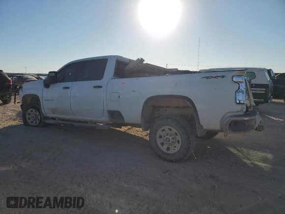 2022 Chevrolet Silverado 3500HD Work Truck z VIN 1GC4YSE79NF196522, wystawiony jako Copart lot #85439074 z przebiegiem Nie podano mil oraz Szkoda całkowita • Salvage title. Historia ofert i sprzedaży dostępna na DreamBid. Obrazek 2.