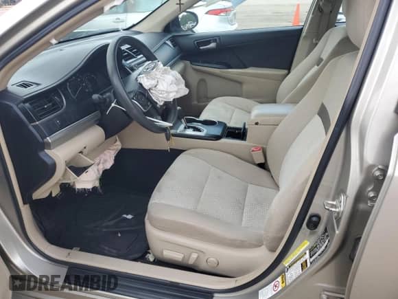 2014 Toyota Camry L z VIN 4T4BF1FK9ER378566, wystawiony jako Copart lot #65263795 z przebiegiem Nie podano mil oraz Szkoda całkowita • Salvage title. Historia ofert i sprzedaży dostępna na DreamBid. Obrazek 7.