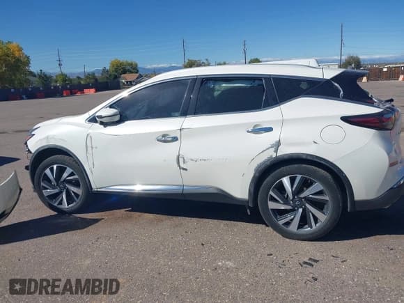 ✅ 2023 Nissan Murano SL • VIN: 5N1AZ2CS5PC129858 • Lot: 43451089. Wystawiony na IAAI z przebiegiem 47 092 mil. Bezpłatny archiwum sprzedaży aukcyjnych z USA i szczegółowy raport historii pojazdu na DreamBid. Zdjęcie 15.