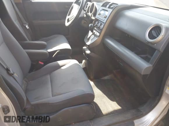 ✅ 2007 Honda Element EX • VIN: 5J6YH18797L003243 • Lot: 43276341. Listed on IAAI with 166,167 mi. Free auction sales archive from the USA and detailed vehicle history report at DreamBid. Image 5.