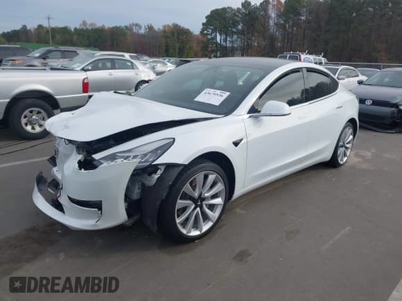 ✅ 2018 Tesla Model 3 Long Range Battery • VIN: 5YJ3E1EB6JF121990 • Lot: 43679526. Listed on IAAI with 41,325 mi. Free auction sales archive from the USA and detailed vehicle history report at DreamBid. Image 16.