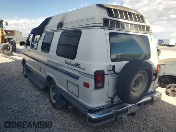 ✅ 1993 Dodge Cargo • VIN: 2B6JB31YXPK510390 • Lot: 72402394. Listed on Copart with Not provided. Free auction sales archive from the USA and detailed vehicle history report at DreamBid. Image 3.