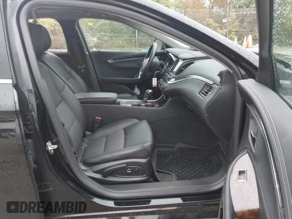 ✅ 2015 Chevrolet Impala LT • VIN: 1G1115SLXFU100090 • Лот: 43273287. Опубликован ранее на IAAI с пробегом 96 717 миль. Бесплатный доступ к архиву аукционных продаж из США и подробный отчёт об истории автомобиля на DreamBid. Изображение 5.