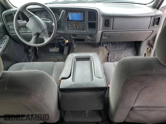 ✅ 2005 Chevrolet Silverado 1500 LS • VIN: 1GCEK19VX5Z298760 • Lot: 44571795. Wystawiony na Copart z przebiegiem 206 173 mil mil. Skorzystaj z bezpłatnego archiwum sprzedaży aukcyjnych z USA i zobacz szczegółowy raport historii pojazdu na DreamBid. Zdjęcie 8.