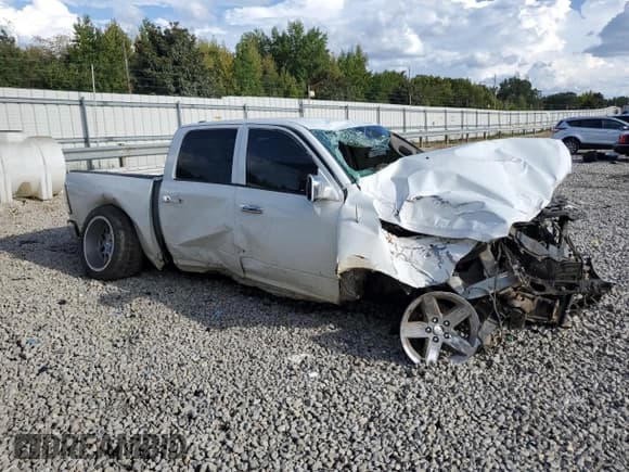 ✅ 2010 Dodge 1500 Laramie • VIN: 1D7RV1CT2AS212642 • Lot: 69641634. Wystawiony na Copart z przebiegiem Nie podano. Bezpłatny archiwum sprzedaży aukcyjnych z USA i szczegółowy raport historii pojazdu na DreamBid. Zdjęcie 4.