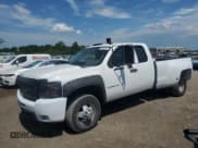 ✅ 2008 Chevrolet Silverado 1500 • VIN: 1GBJC39628E216942 • Лот: 63582915. Опубликован ранее на Copart с пробегом 109 489 миль. Бесплатный доступ к архиву аукционных продаж из США и подробный отчёт об истории автомобиля на DreamBid. Изображение 1.