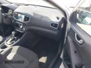 ✅ 2018 Hyundai Ioniq Blue • VIN: KMHC65LC9JU100375 • Lot: 41459280. Wystawiony na IAAI z przebiegiem 85 209 mil. Bezpłatny archiwum sprzedaży aukcyjnych z USA i szczegółowy raport historii pojazdu na DreamBid. Zdjęcie 5.