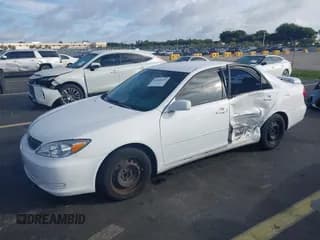 ✅ 2002 Toyota Camry LE • VIN: 4T1BE32K62U061726 • Lot: 43656015. Wystawiony na IAAI z przebiegiem 168 156 mil. Bezpłatny archiwum sprzedaży aukcyjnych z USA i szczegółowy raport historii pojazdu na DreamBid. Zdjęcie 2.