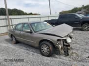 ✅ 2006 Mercury Grand Marquis LS Premium • VIN: 2MEFM75VX6X629897 • Лот: 82746455. Опубликован ранее на Copart с пробегом 157 234 миль. Бесплатный доступ к архиву аукционных продаж из США и подробный отчёт об истории автомобиля на DreamBid. Изображение 4.