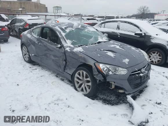 2014 Hyundai Genesis Coupe R-Spec with VIN KMHHT6KD8EU114093, listed as a IAAI auction lot 41261121 with 51,172 mi miles and . Bid and sale history available at DreamBid. Image 1.