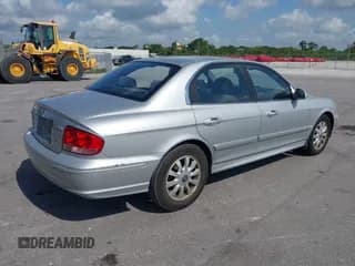 ✅ 2003 Hyundai Sonata GLS • VIN: KMHWF35H53A829245 • Lot: 42323409. Wystawiony na IAAI z przebiegiem 99 333 mil. Bezpłatny archiwum sprzedaży aukcyjnych z USA i szczegółowy raport historii pojazdu na DreamBid. Zdjęcie 4.