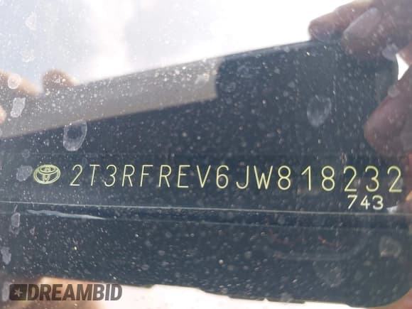 ✅ 2018 Toyota RAV4 XLE • VIN: 2T3RFREV6JW818232 • Lot: 42438512. Listed on IAAI with 97,882 mi. Free auction sales archive from the USA and detailed vehicle history report at DreamBid. Image 12.