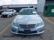 ✅ 2013 Mercedes-Benz E 550 Sport • VIN: WDDHF9BB0DA717251 • Lot: 42649714. Listed on IAAI with 163,818 mi. Free auction sales archive from the USA and detailed vehicle history report at DreamBid. Image 12.