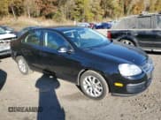 ✅ 2010 Volkswagen Jetta SE • VIN: 3VWRZ7AJ5AM158164 • Lot: 89436905. Wystawiony na Copart z przebiegiem 204 236 mil. Bezpłatny archiwum sprzedaży aukcyjnych z USA i szczegółowy raport historii pojazdu na DreamBid. Zdjęcie 4.