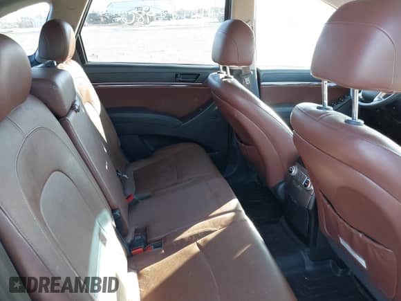 2012 Hyundai Veracruz Limited с VIN KM8NU4CC6CU185588, выставлен на аукционе IAAI как лот 41455986 с пробегом 175 675 миль миль и . История ставок и продаж доступна на DreamBid. Изображение 8.