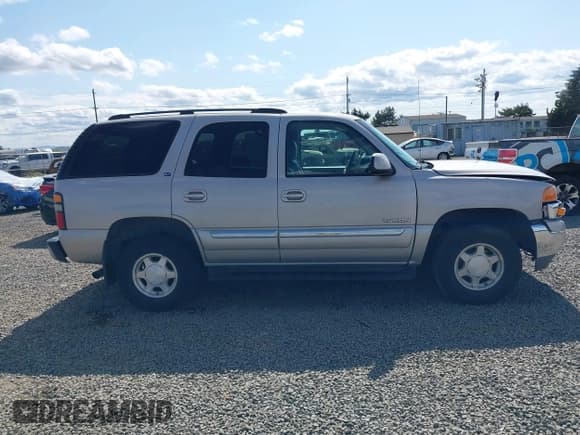 ✅ 2004 GMC Yukon SLT • VIN: 1GKEK13TX4J234968 • Lot: 42424980. Wystawiony na IAAI z przebiegiem 131 800 mil. Bezpłatny archiwum sprzedaży aukcyjnych z USA i szczegółowy raport historii pojazdu na DreamBid. Zdjęcie 13.