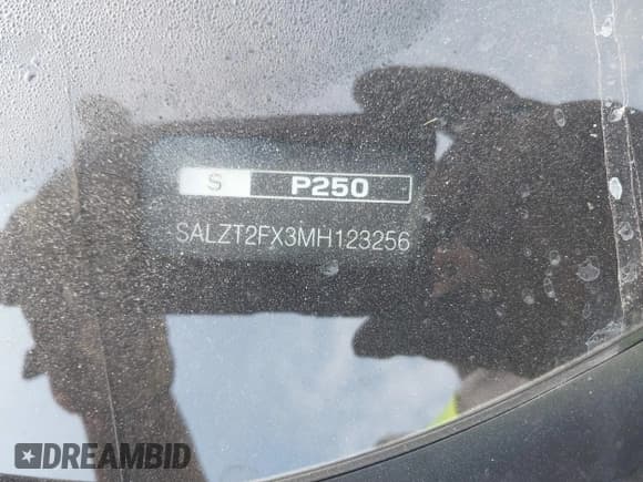 ✅ 2021 Land Rover Range Rover Evoque R-Dynamic S • VIN: SALZT2FX3MH123256 • Lot: 40353026. Listed on IAAI with Not provided. Free auction sales archive from the USA and detailed vehicle history report at DreamBid. Image 9.