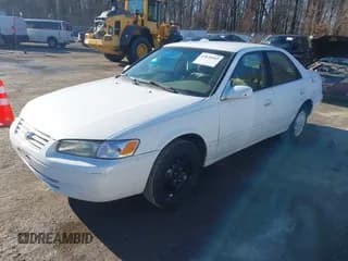 ✅ 1998 Toyota Camry LE • VIN: 4T1BG22K6WU838870 • Lot: 43834642. Listed on IAAI with 104,675 mi. Free auction sales archive from the USA and detailed vehicle history report at DreamBid. Image 2.