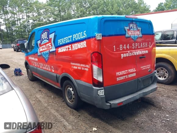 ✅ 2017 Ford Transit • VIN: 1FTYE1YM7HKA67700 • Lot: 42805485. Wystawiony na IAAI z przebiegiem 86 298 mil. Bezpłatny archiwum sprzedaży aukcyjnych z USA i szczegółowy raport historii pojazdu na DreamBid. Zdjęcie 3.