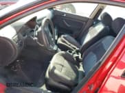 ✅ 2005 Volkswagen Golf GL • VIN: 9BWFL61J354018039 • Lot: 72194234. Wystawiony na Copart z przebiegiem 231 506 mil. Bezpłatny archiwum sprzedaży aukcyjnych z USA i szczegółowy raport historii pojazdu na DreamBid. Zdjęcie 7.