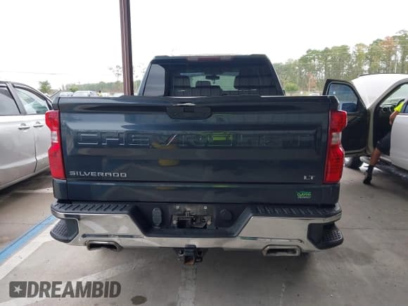 ✅ 2019 Chevrolet Silverado 1500 LT • VIN: 1GCRYDED3KZ264461 • Lot: 43431256. Wystawiony na IAAI z przebiegiem 239 442 mil. Bezpłatny archiwum sprzedaży aukcyjnych z USA i szczegółowy raport historii pojazdu na DreamBid. Zdjęcie 16.