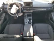 ✅ 2023 Honda Civic LX • VIN: 2HGFE2F26PH105813 • Lot: 85286585. Wystawiony na Copart z przebiegiem 24 971 mil. Bezpłatny archiwum sprzedaży aukcyjnych z USA i szczegółowy raport historii pojazdu na DreamBid. Zdjęcie 8.