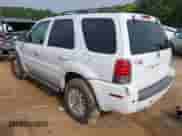 2005 Mercury Mariner Luxury z VIN 4M2YU56185DJ17484, wystawiony jako IAAI lot #42364348 z przebiegiem 199 262 mil mil oraz . Historia ofert i sprzedaży dostępna na DreamBid. Obrazek 3.