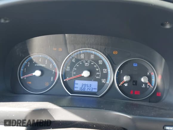 ✅ 2009 Hyundai Santa Fe Limited • VIN: 5NMSH13E09H238247 • Lot: 43574832. Listed on IAAI with 168,143 mi. Free auction sales archive from the USA and detailed vehicle history report at DreamBid. Image 7.