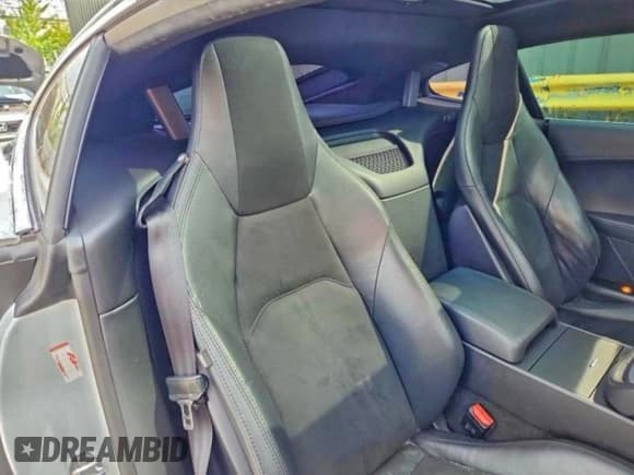 ✅ 2018 Jaguar F-Type 340HP • VIN: SAJDD1EV7JCK51373 • Lot: 96762725. Wystawiony na Copart z przebiegiem 60 484 mil. Bezpłatny archiwum sprzedaży aukcyjnych z USA i szczegółowy raport historii pojazdu na DreamBid. Zdjęcie 13.