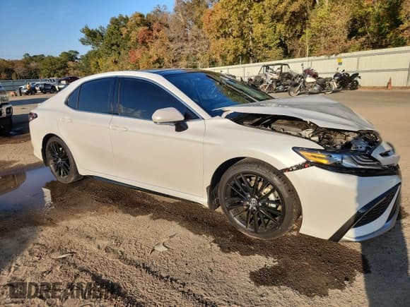 ✅ 2022 Toyota Camry XSE • VIN: 4T1K61AK5NU714795 • Lot: 92405725. Listed on Copart with 74,572 mi. Free auction sales archive from the USA and detailed vehicle history report at DreamBid. Image 4.