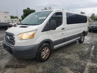 ✅ 2015 Ford Transit XL • VIN: 1FBZX2ZM3FKA73322 • Lot: 72042935. Wystawiony na Copart z przebiegiem 146 782 mil. Bezpłatny archiwum sprzedaży aukcyjnych z USA i szczegółowy raport historii pojazdu na DreamBid. Zdjęcie 1.