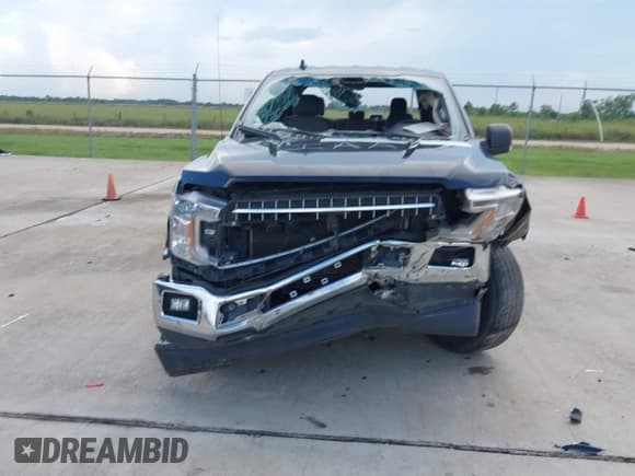 ✅ 2020 Ford F-150 XL • VIN: 1FTEW1C54LKE86130 • Lot: 43081178. Listed on IAAI with 82,554 mi. Free auction sales archive from the USA and detailed vehicle history report at DreamBid. Image 11.