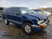 ✅ 2001 Chevrolet Blazer LT • VIN: 1GNDT13W112219853 • Lot: 36826534. Wystawiony na Copart z przebiegiem 207 085 mil. Bezpłatny archiwum sprzedaży aukcyjnych z USA i szczegółowy raport historii pojazdu na DreamBid. Zdjęcie 4.