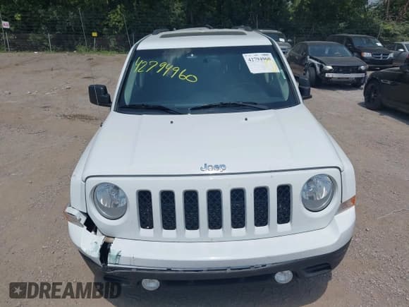 ✅ 2014 Jeep Patriot Latitude • VIN: 1C4NJPFA3ED682027 • Lot: 42794960. Listed on IAAI with 108,247 mi. Free auction sales archive from the USA and detailed vehicle history report at DreamBid. Image 12.