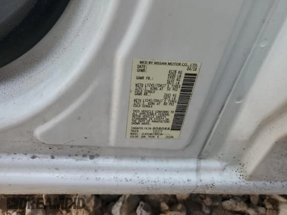 ✅ 2018 Nissan NV Cargo S • VIN: 1N6BF0LYXJN808088 • Lot: 81430665. Wystawiony na Copart z przebiegiem 145 501 mil. Bezpłatny archiwum sprzedaży aukcyjnych z USA i szczegółowy raport historii pojazdu na DreamBid. Zdjęcie 13.