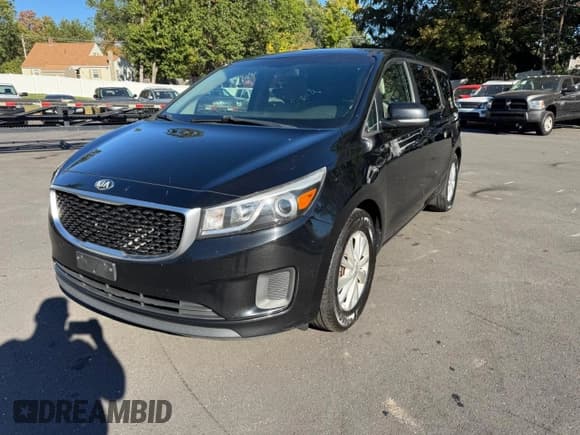 ✅ 2017 Kia Sedona LX • VIN: KNDMB5C13H6230380 • Lot: 85816635. Listed on Copart with 188,788 mi. Free auction sales archive from the USA and detailed vehicle history report at DreamBid. Image 1.