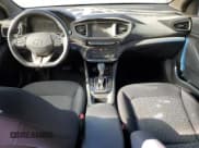 ✅ 2017 Hyundai Ioniq SEL • VIN: KMHC75LC1HU029177 • Lot: 45054505. Listed on Copart with 95,609 mi. Free auction sales archive from the USA and detailed vehicle history report at DreamBid. Image 8.