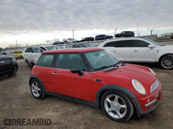 ✅ 2003 MINI Hardtop • VIN: WMWRC33403TE15093 • Lot: 44246425. Listed on Copart with 144,086 mi. Free auction sales archive from the USA and detailed vehicle history report at DreamBid. Image 4.